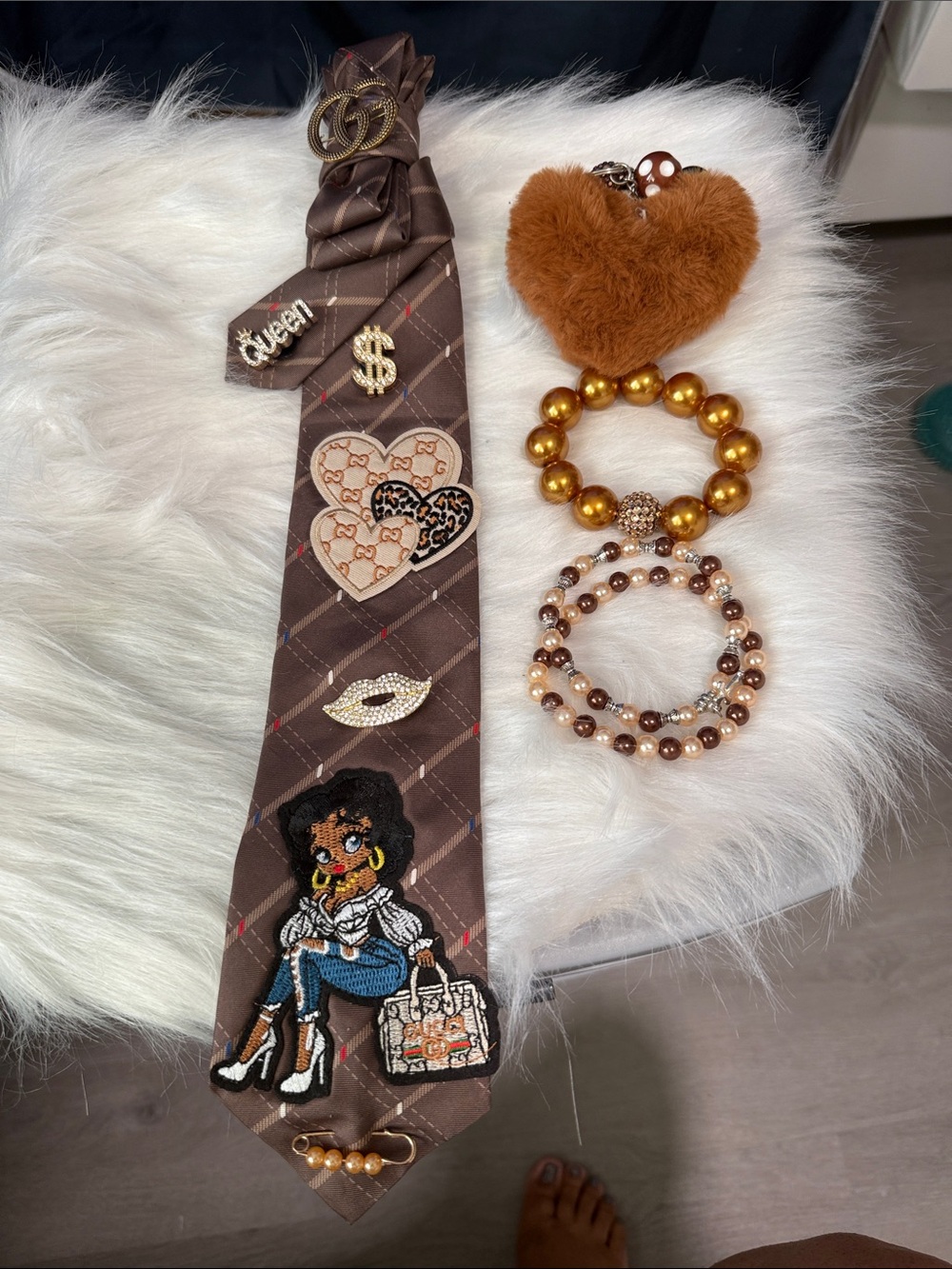 Stylish Brown Embroidered Fashion JunkTie with Heart Charm Bracelet Set